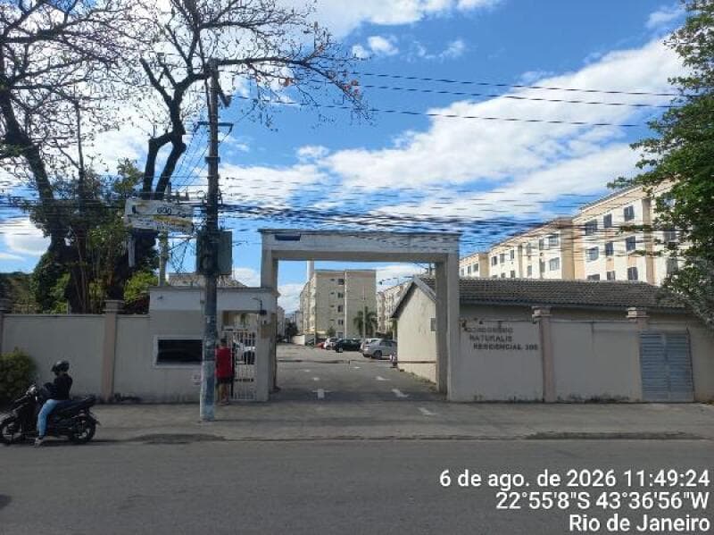 Apartamento em leilão extrajudicial em Cosmos, Rio de Janeiro — Rua Das Amendoeiras N. 305 Apto. 211, BL 6