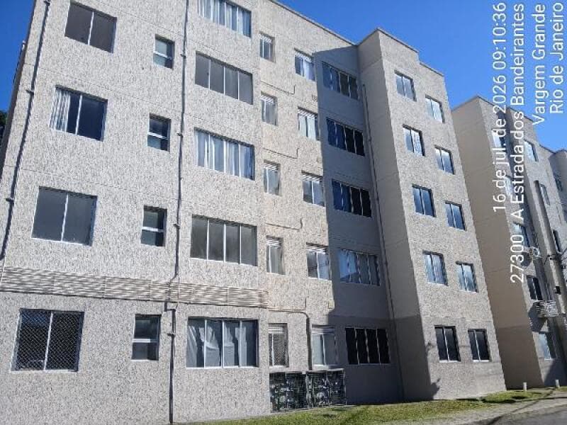 Apartamento em leilão extrajudicial em Vargem Grande, Rio de Janeiro — Estrada dos Bandeirantes N. 27508 Apto. 402, BL 6