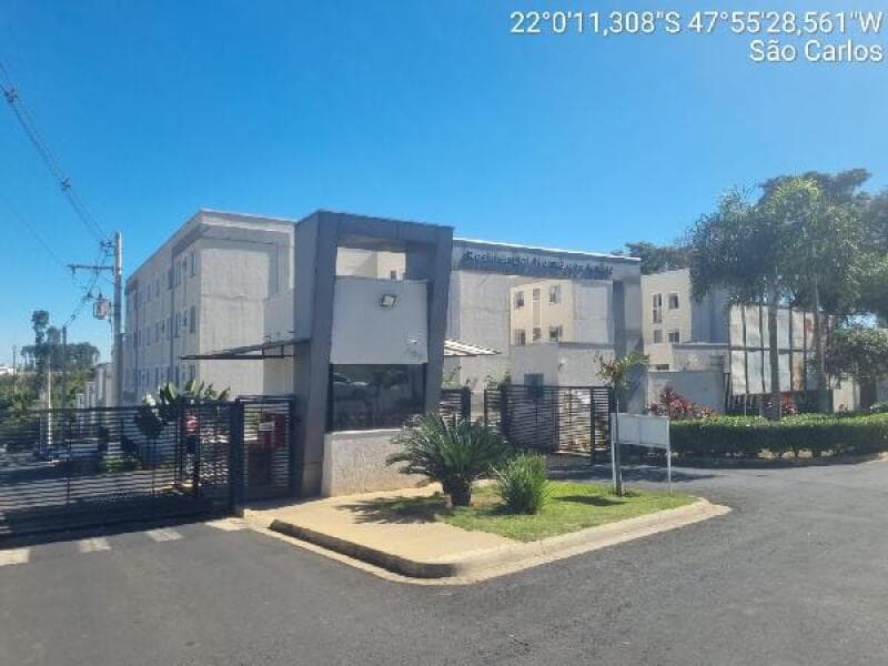Apartamento em leilão extrajudicial em Residencial Monsenhor Romeu Tortorelli, São Carlos — Avenida Joao Stella, nº 480 Apto. 301, BL 3 VG 177