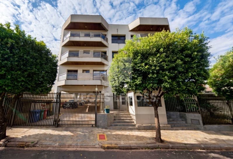 Apartamento em leilão judicial em Jardim Paulista, Ribeirão Preto — Rua Itapura, 594