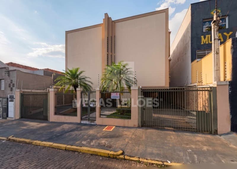 Apartamento em leilão judicial em Campos Elísios, Ribeirão Preto — Rua Carlos Gomes, 239