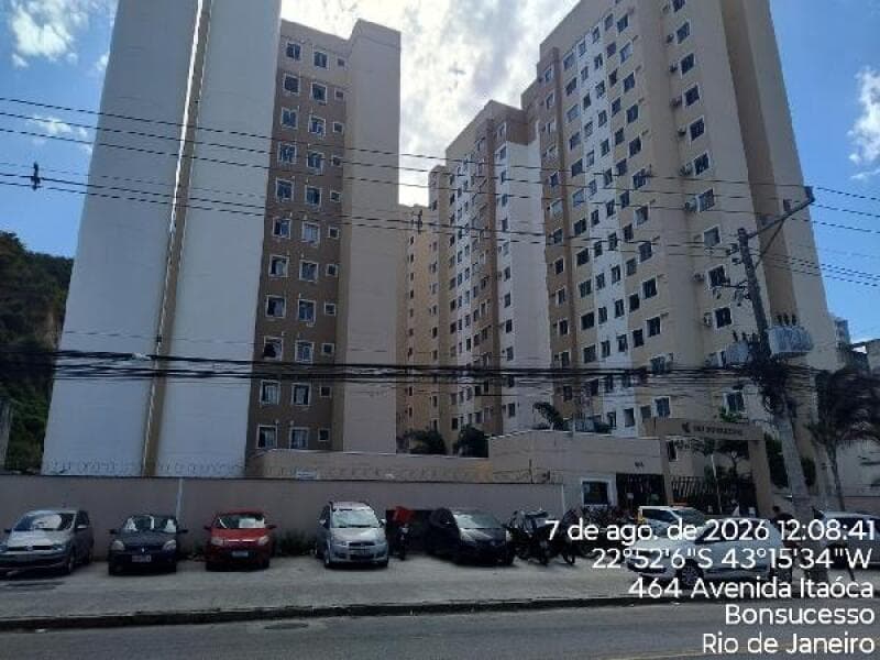 Apartamento em leilão extrajudicial em Bonsucesso, Rio de Janeiro — Avenida Itaoça N. 464 Apto. 1304, Bl 03