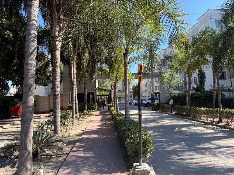 Apartamento em leilão extrajudicial em Santa Cruz, Rio de Janeiro — Avenida Padre Guilherme Decaminada, nº 1427 Apto. 302, Bl 11