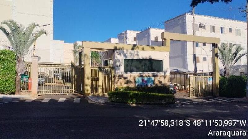 Apartamento em leilão extrajudicial em Araraquara — Avenida Marginal do Córrego dos Martins, nº 445 Apto. 101, Bl 16