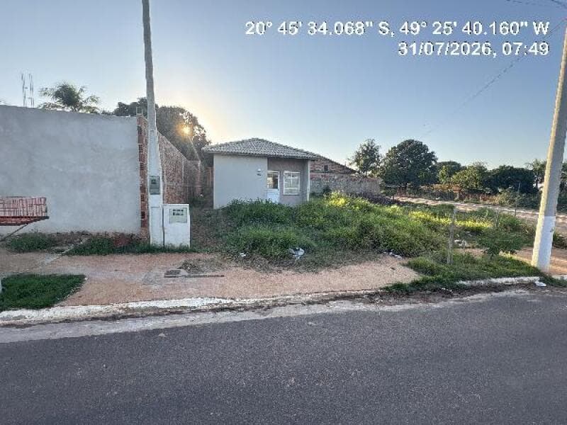 Casa em leilão extrajudicial em Bela Vista, São José do Rio Preto — Rua Verginia Claudina da Silva Lopes, nº 1732