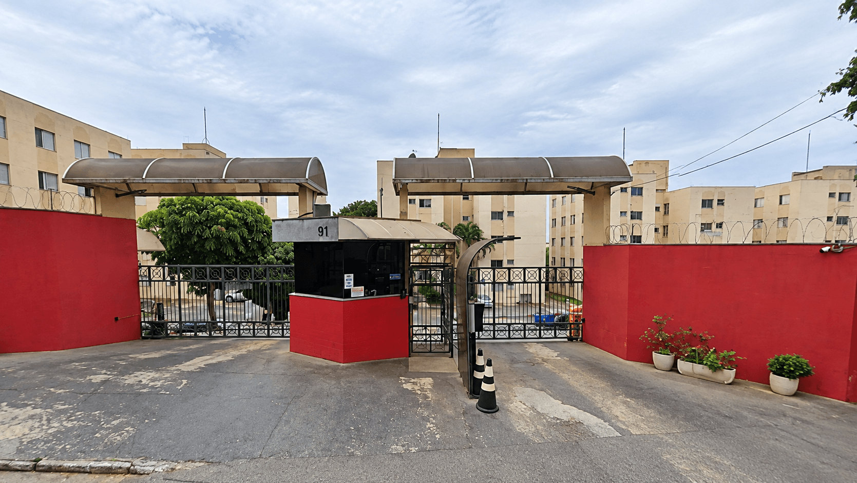 Apartamento em leilão judicial em Jardim Guadalajara, Sorocaba — Rua Maestro Benedito Camargo, 91