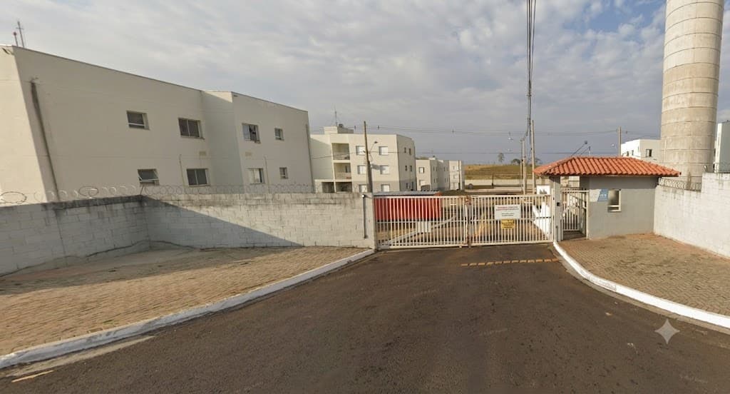 Apartamento em leilão judicial em Jardim Ciranda, Botucatu — Rua Ângelo de Biagi, nº 314
