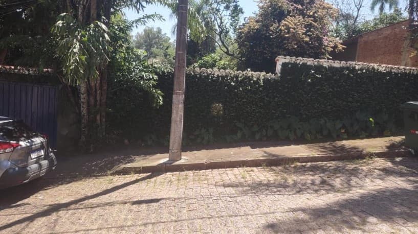 Terreno em leilão judicial em Nova Sousas (Sousas), Campinas — Rua Paschoal Franceschini, 175