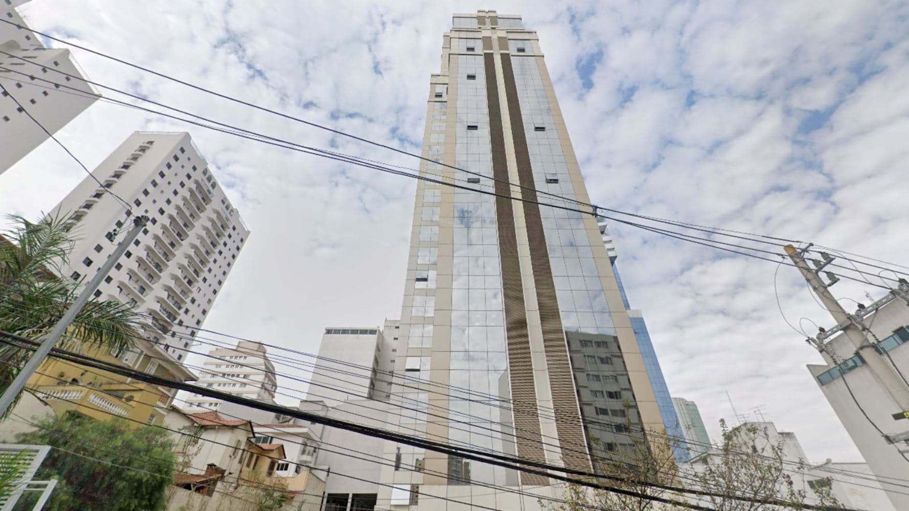 Comercial em leilão extrajudicial em Santana, São Paulo — Rua Voluntários da Pátria, 2468