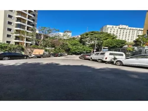 Casa em leilão extrajudicial em Bela Vista, São Paulo — Rua Avanhandava, nº 728