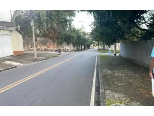 Casa em leilão extrajudicial em Tanque, Rio de Janeiro — Rua Apolônia Pinto, nº 290, casa nº 01