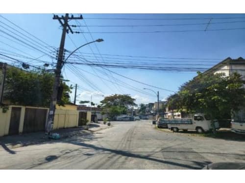 Casa em leilão extrajudicial em Magalhães Bastos, Rio de Janeiro — Rua São Guilherme, nº 225