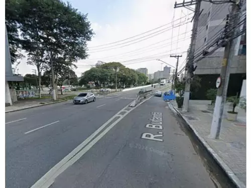 Apartamento em leilão extrajudicial em Pinheiros, São Paulo — Rua Butantã, nº 550, apartamento nº 703