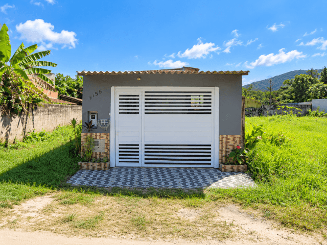 Casa em leilão judicial em Nossa Senhora do Sion, Itanhaém — Rua Padre Ditino Della Parte, nº 1155