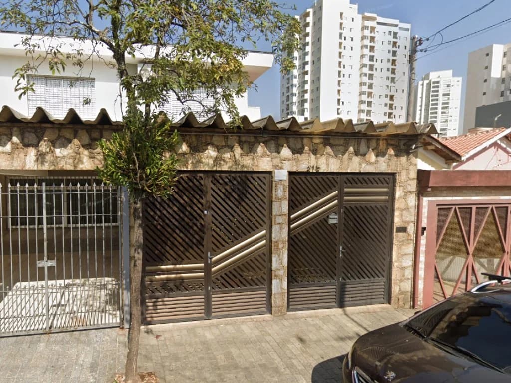 Casa em leilão judicial em Vila Moinho Velho, São Paulo — Rua Ribeirão Bonito, 215