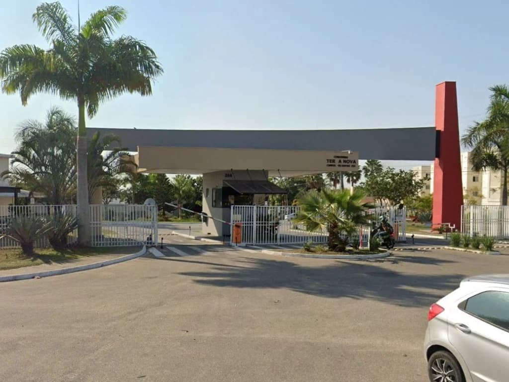 Casa em leilão extrajudicial em Parque Santa Clara, Campos dos Goytacazes — Estrada Santa Rosa, nº 266