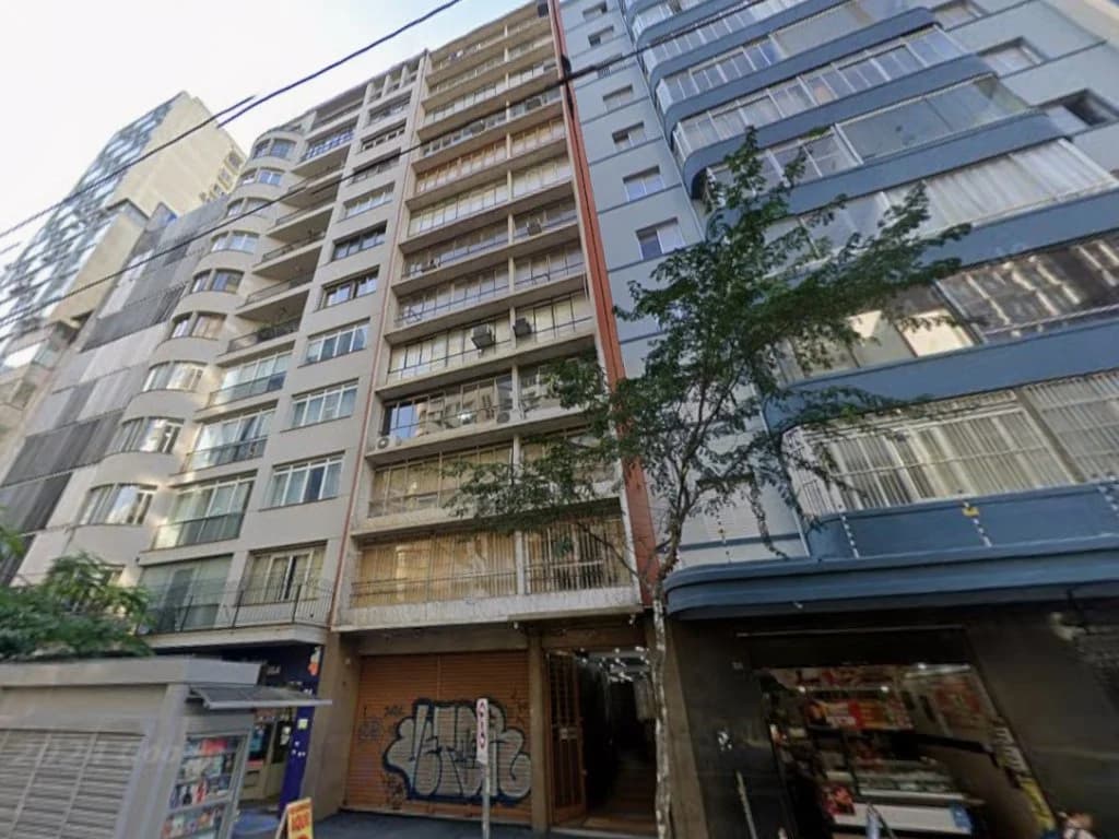 Comercial em leilão judicial em Bela Vista, São Paulo — Rua Maria Paula, 68