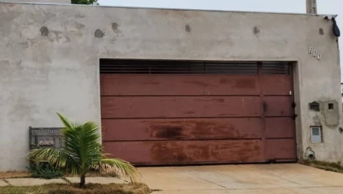 Casa em leilão extrajudicial em Parque Belvedere, São Carlos — Rua Herminio Rodrigues Asenha, 251