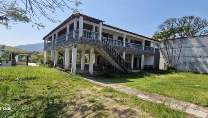 Casa em leilão extrajudicial em Ponta Grossa, Maricá — Rua Santa Edwiges, 307