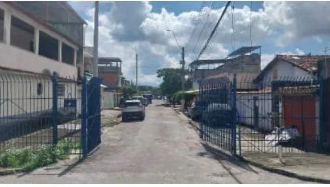 Casa em leilão extrajudicial em Santa Rita, Nova Iguaçu — Rua Doutor Augusto Pinto de Mendonça, 10