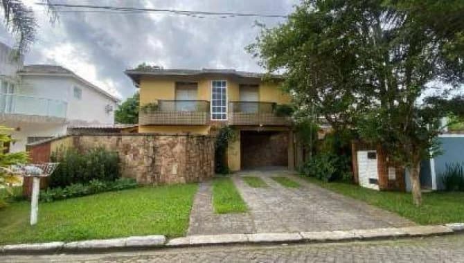 Casa em leilão extrajudicial em Jardim Pernambuco II, Guarujá — Rua Moncey Furtado de Alencar, 285