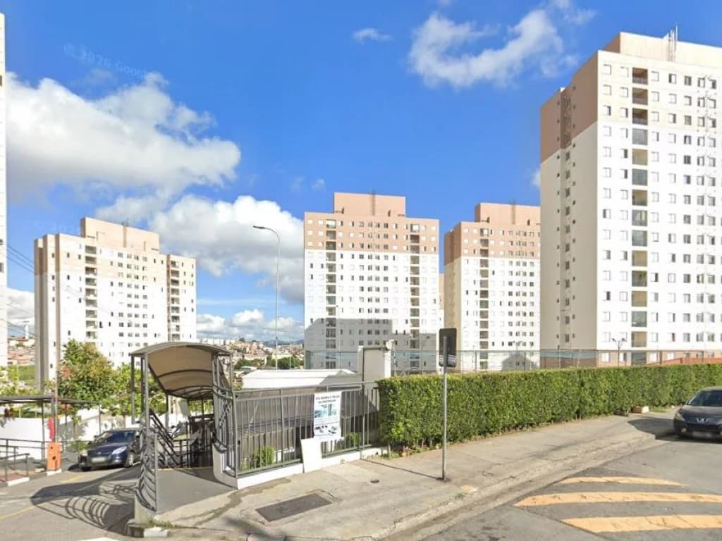 Apartamento em leilão extrajudicial em Vila da Oportunidade, Carapicuíba — Estrada do Copiúva, 1220