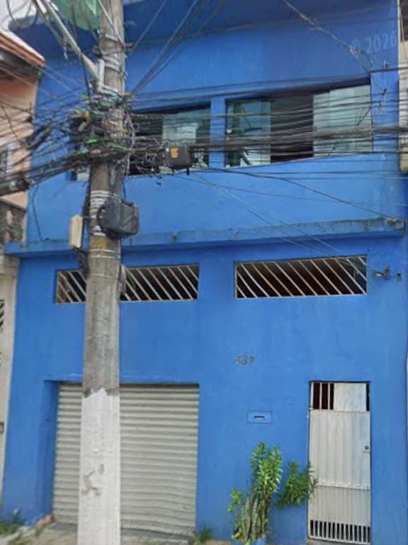 Casa em leilão extrajudicial em Jardim São Luís, São Paulo — Rua Lázaro Rodrigues, 587