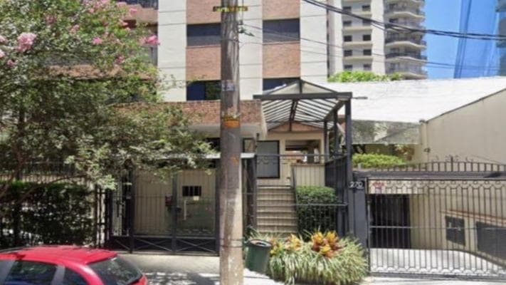 Apartamento em leilão extrajudicial em Perdizes, São Paulo — Rua Tucuna, nº 270