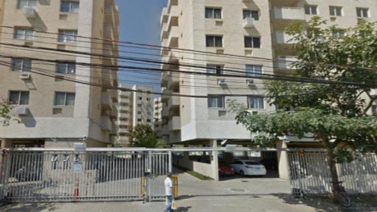 Apartamento em leilão extrajudicial em Taquara, Rio de Janeiro — Estrada Santa Efigênia, nº 101