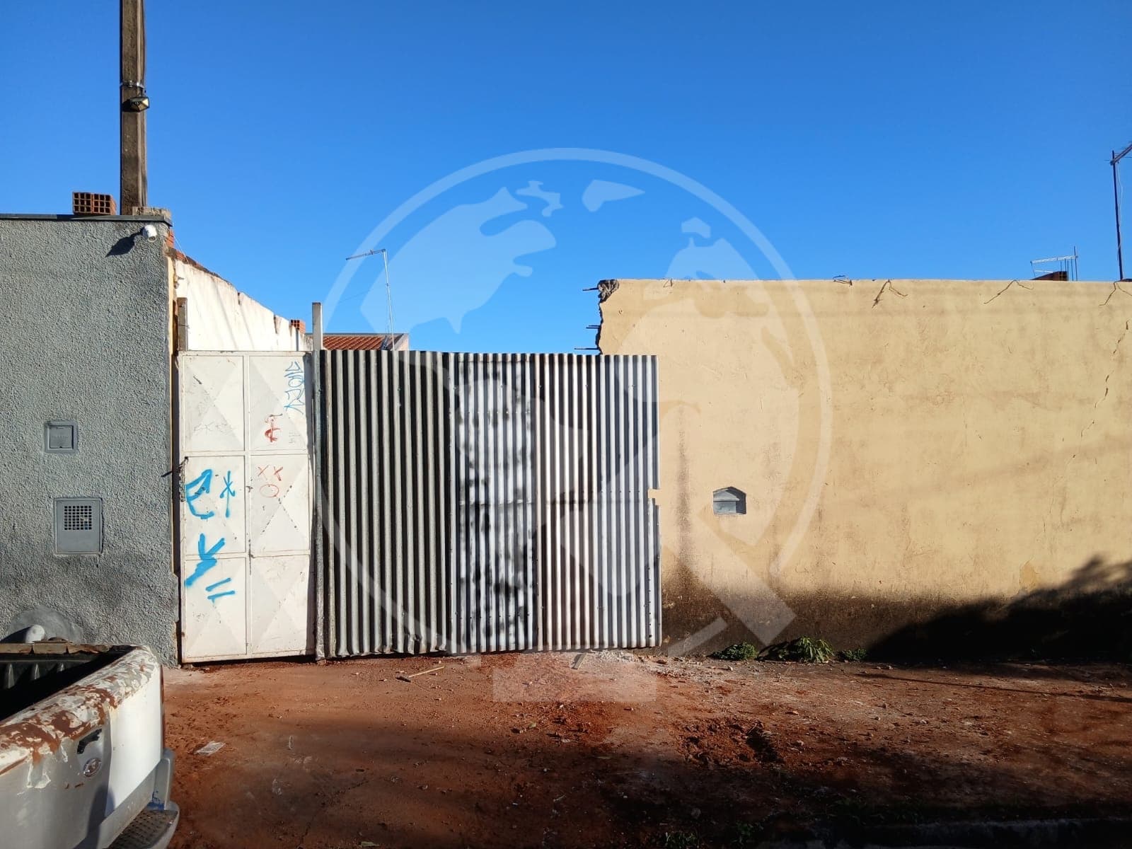 Terreno em leilão extrajudicial em Jardim Residencial Lupo II, Araraquara — Avenida Carlos Armando Fortes Vaz, nº 145