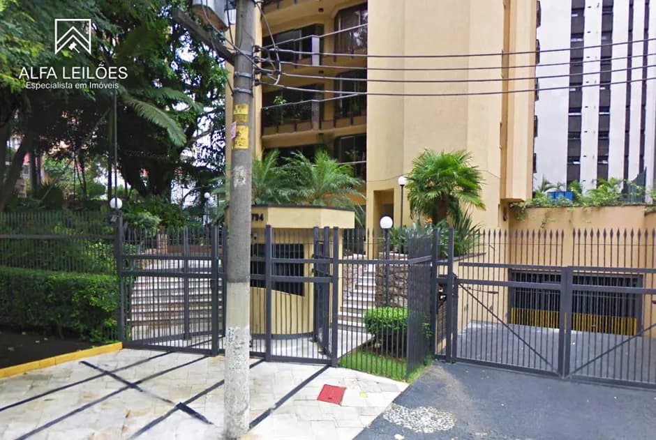 Apartamento em leilão judicial em Santa Cecília, São Paulo — Rua Doutor Gabriel dos Santos, nº 794