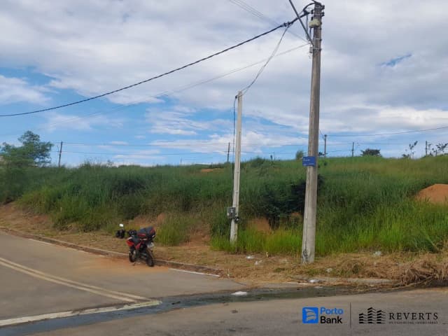 Terreno em leilão extrajudicial em Lagoa, Macaé — Rua Dina Sfat, 80 e 84 - Lote 17 Quadra 17