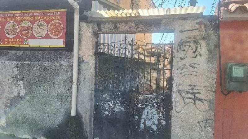 Apartamento em leilão extrajudicial em Olaria, Rio de Janeiro — Rua Paranhos, nº 402, Apto. 202, FUNDOS