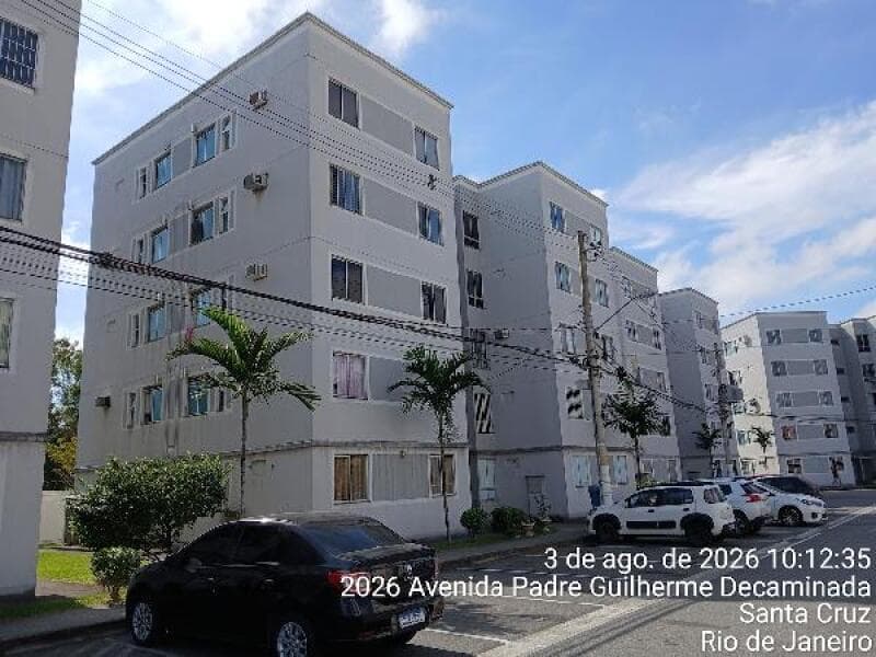 Apartamento em leilão extrajudicial em Santa Cruz, Rio de Janeiro — Avenida Padre Guilherme Decaminada, nº 2026, Apto. 102, BL 05 LT 05 QD A