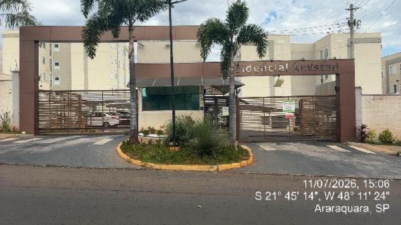 Apartamento em leilão extrajudicial em Jardim Botânico, Araraquara — Avenida Dom Carlos Carmelo, N. 853, Apto. 304, PAV 03 BL 01 VG DESCOBERTA
