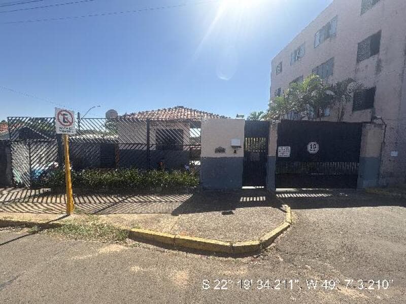 Apartamento em leilão extrajudicial em Jardim Marilu, Bauru — RUA ROMANO LUIZ BARBUGIANI, N. 784, Apto. 22, BL D ANDAR 2