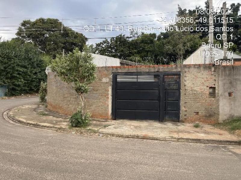 Casa em leilão extrajudicial em Tangarás, Bauru — Rua Benedito Lucio Dos Santos, nº 1-07 (10, LT 1 QD 30)