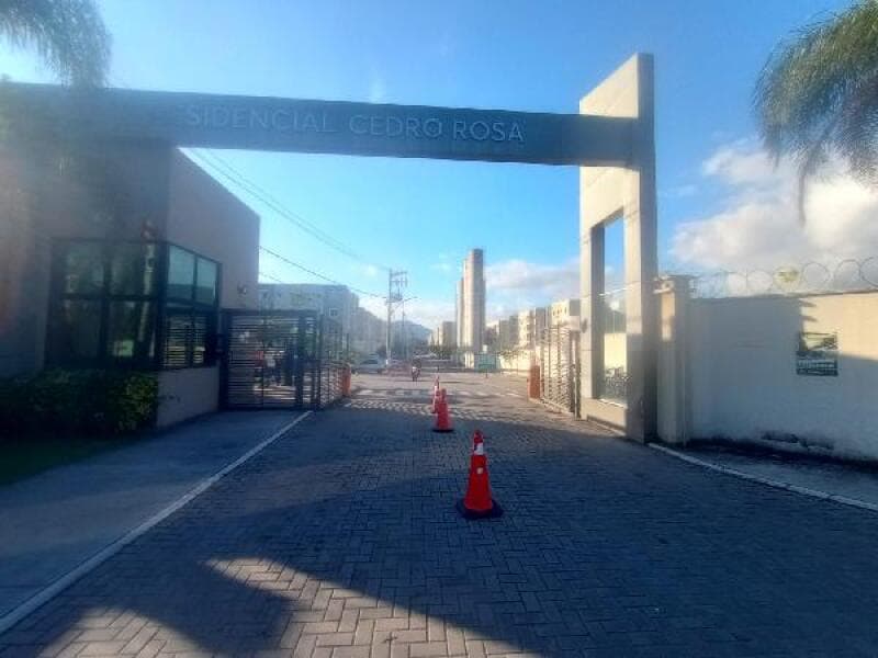 Apartamento em leilão extrajudicial em Campo Grande, Rio de Janeiro — Rua Campo Grande, nº 3740, Apto. 101, BL 12