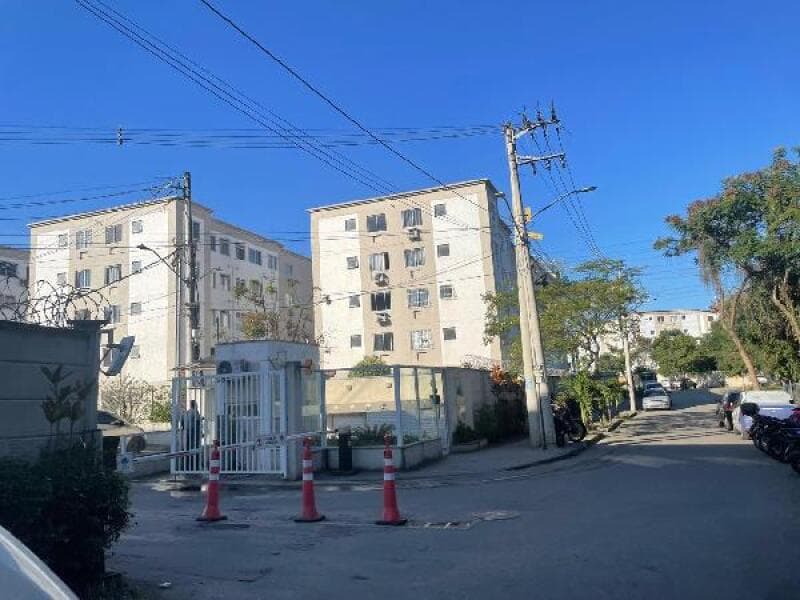 Apartamento em leilão extrajudicial em Campo Grande, Rio de Janeiro — Rua Odete Lara, nº 74, Apto. 507, BL 06