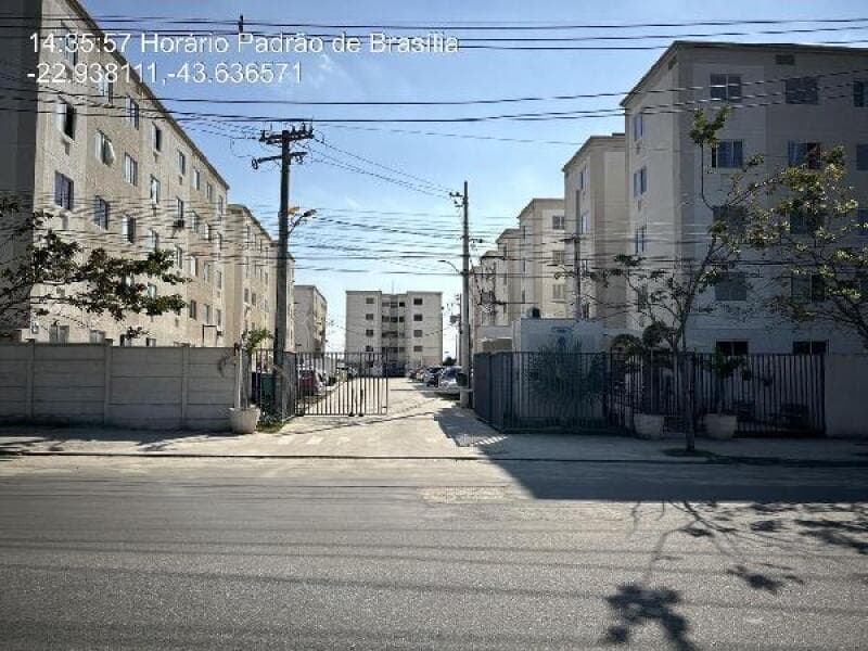 Apartamento em leilão extrajudicial em Santa Cruz, Rio de Janeiro — Estrada de Santa Eugenia, N. 2800, Apto. 102, BL 05