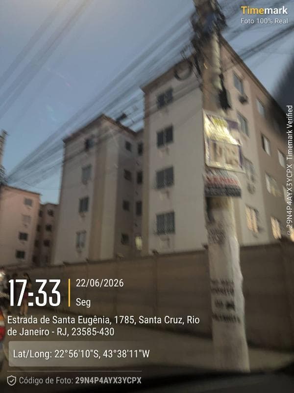 Apartamento em leilão extrajudicial em Santa Cruz, Rio de Janeiro — Estrada de Santa Eugenia, nº 3200, Apto. 304, BL 03