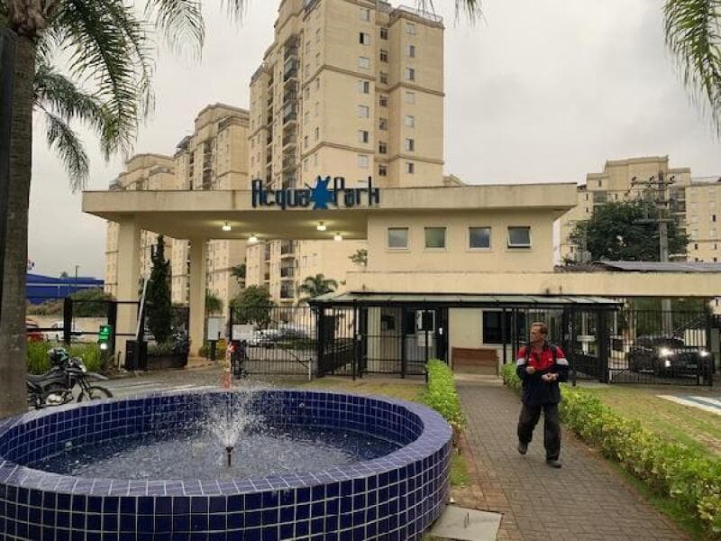 Apartamento em leilão extrajudicial em Jardim Albertina, Guarulhos — Avenida Presidente Juscelino Kubitschek, nº 3000, Apto. 21-B, 2 Andar Bl 3 Ed. Maresias