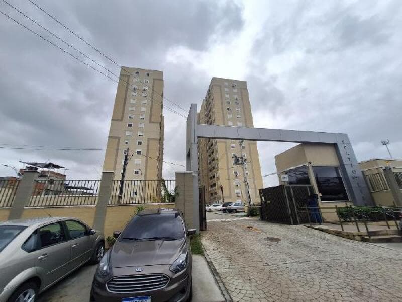 Apartamento em leilão extrajudicial em Colégio, Rio de Janeiro — Estrada do Barro Vermelho, 1757- Apto. 806, BLOCO 02
