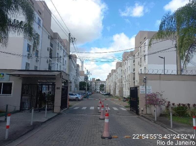 Apartamento em leilão extrajudicial em Taquara, Rio de Janeiro — Estrada dos Teixeiras, 80- Apto. 402, BLOCO 7