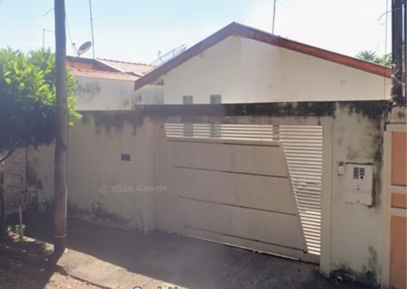 Casa em leilão judicial em Conjunto Habitacional Vicente Luiz Grosso, Araçatuba — Rua Joaquim Pedro da Silva, 30
