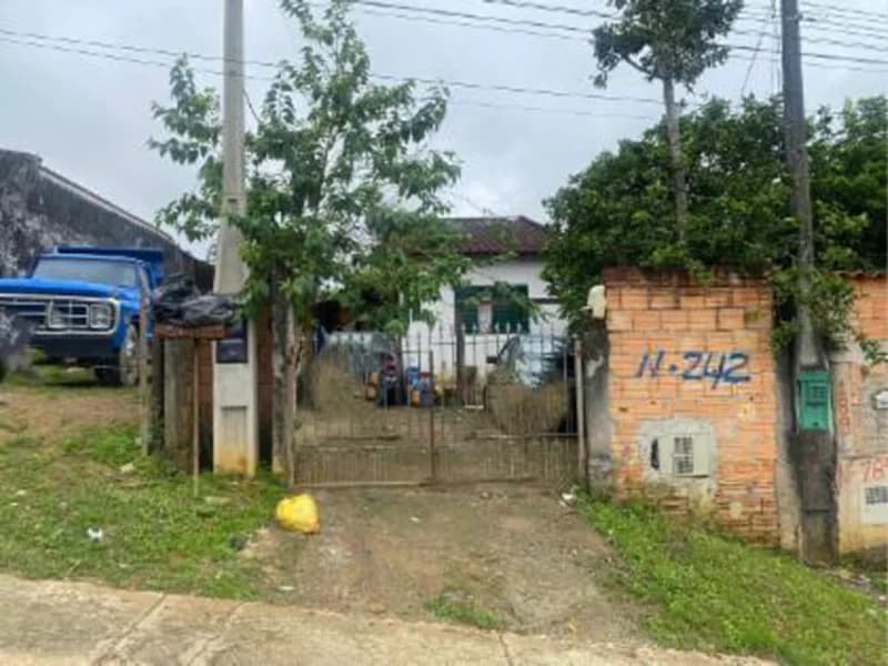Casa em leilão extrajudicial em Jardim Ipanema, Registro — Rua Sebastião Augusto Inácio, 242