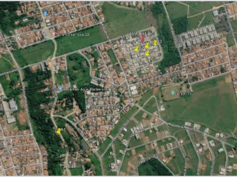 Casa em leilão extrajudicial em Caixa D'água, Taubaté — Rua Laranjeira, SN