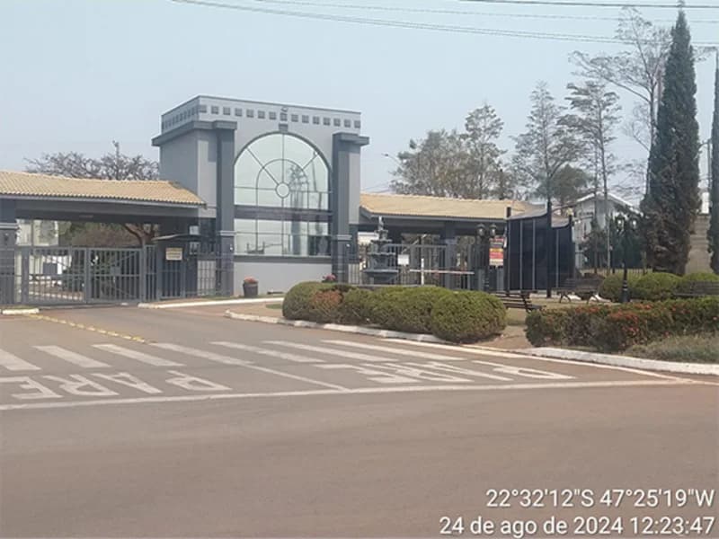 Casa em leilão extrajudicial em Parque Residencial Roland, Limeira — Rua Forli, 170