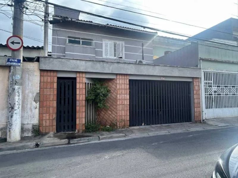 Casa em leilão extrajudicial em Paulicéia, São Bernardo do Campo — Rua Jaco Bandolin, 57