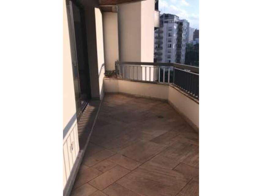 Apartamento em leilão judicial em Morumbi, São Paulo — Rua Marie Nader Calfat, 279 - Apartamento 61